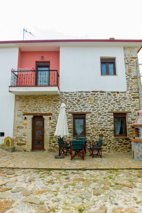To Petrino Holidays House Metagkitsi Dış mekan fotoğraf